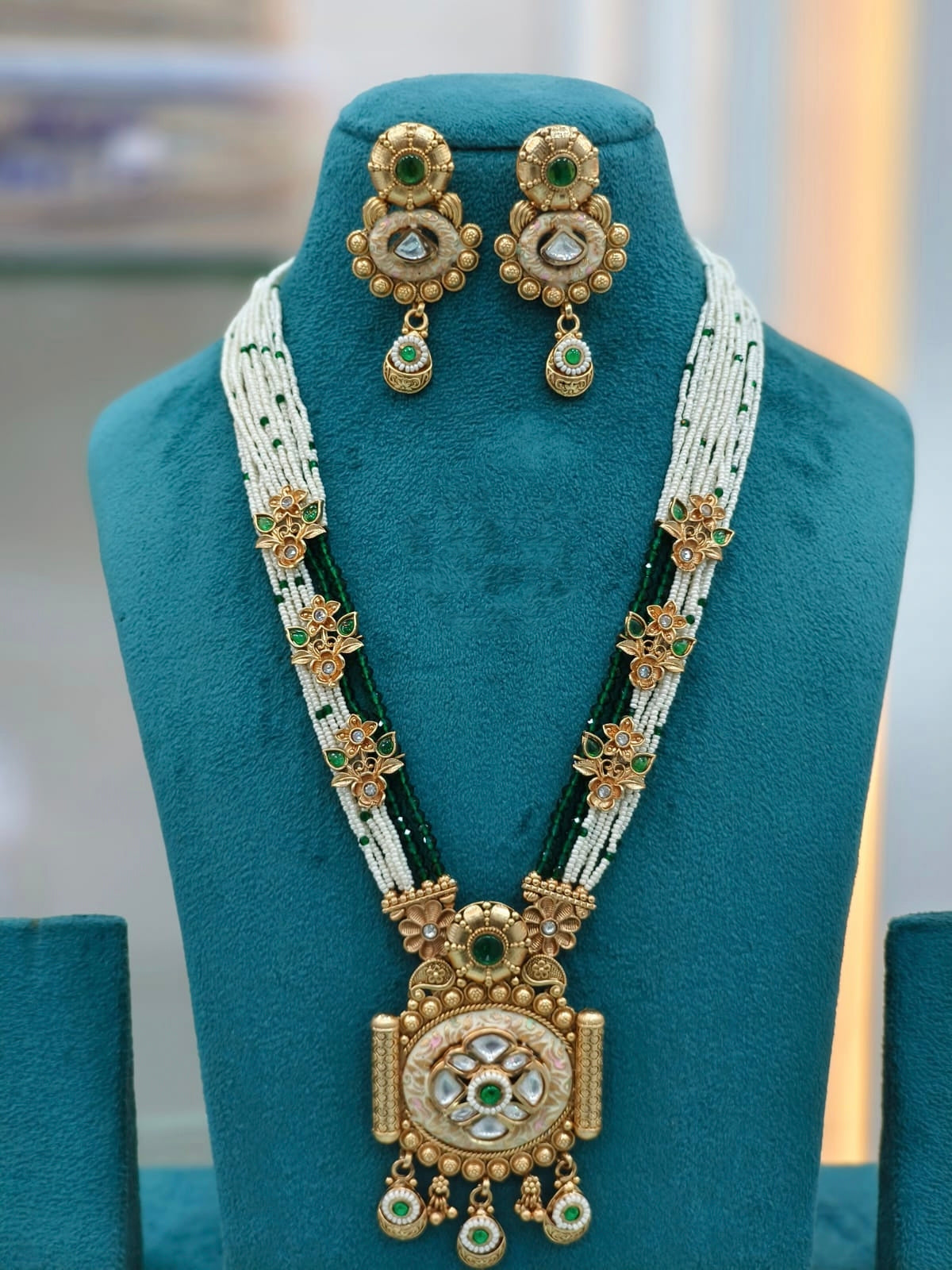 Gold Necklace with Matching Pearl & Emerald Earrings