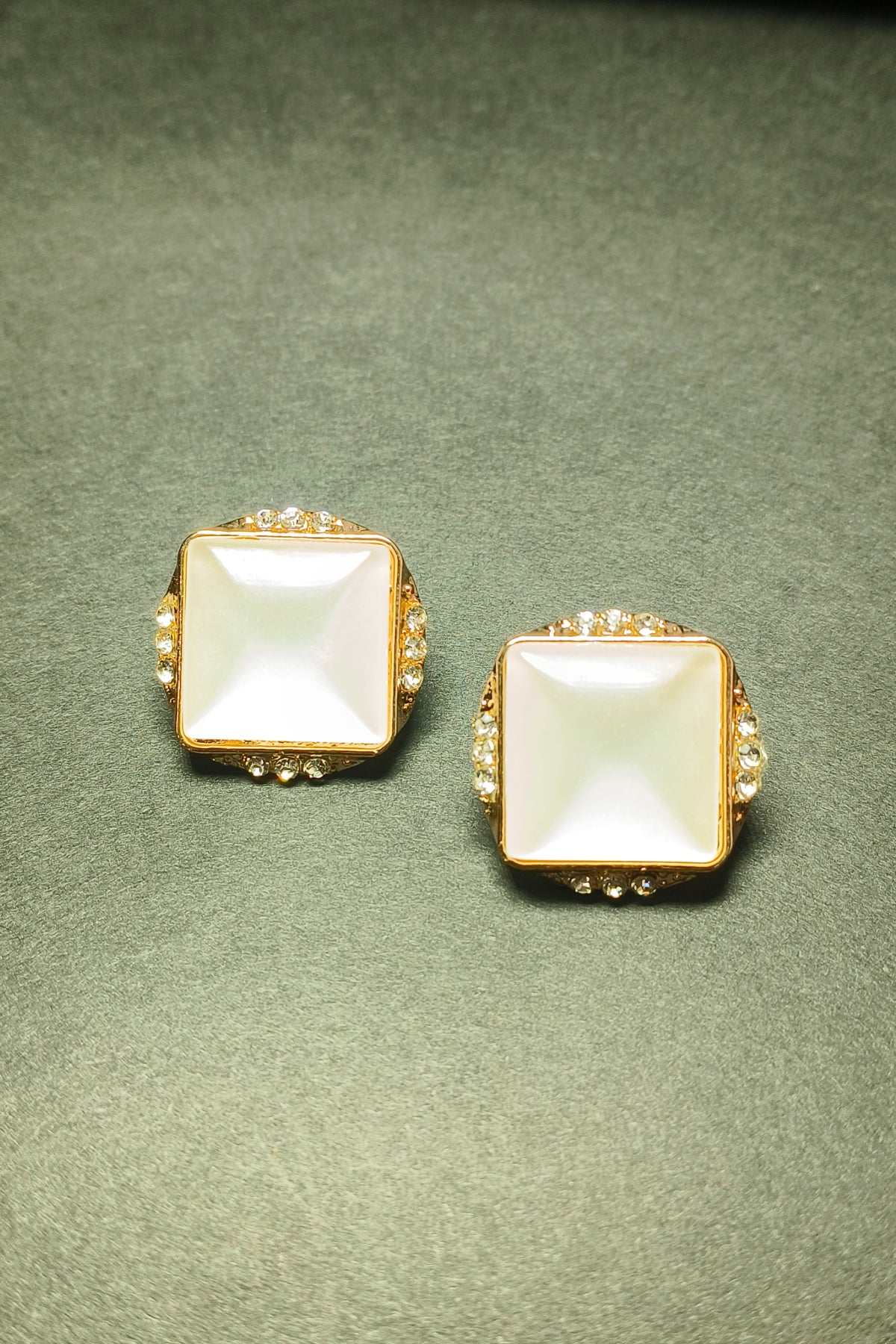Square Pearl Stud Earrings with Crystal Frame
