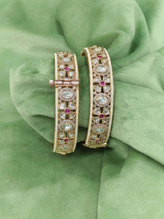 Kundan-Studded Gold Bangles with Ruby Accents – Regal Elegance